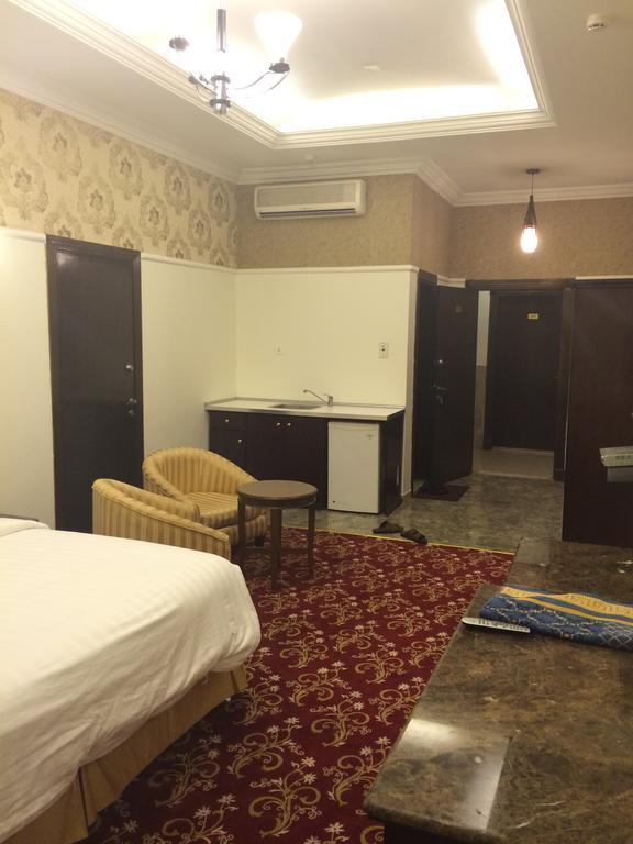 Al Denny Aparthotel Джидда Номер фото