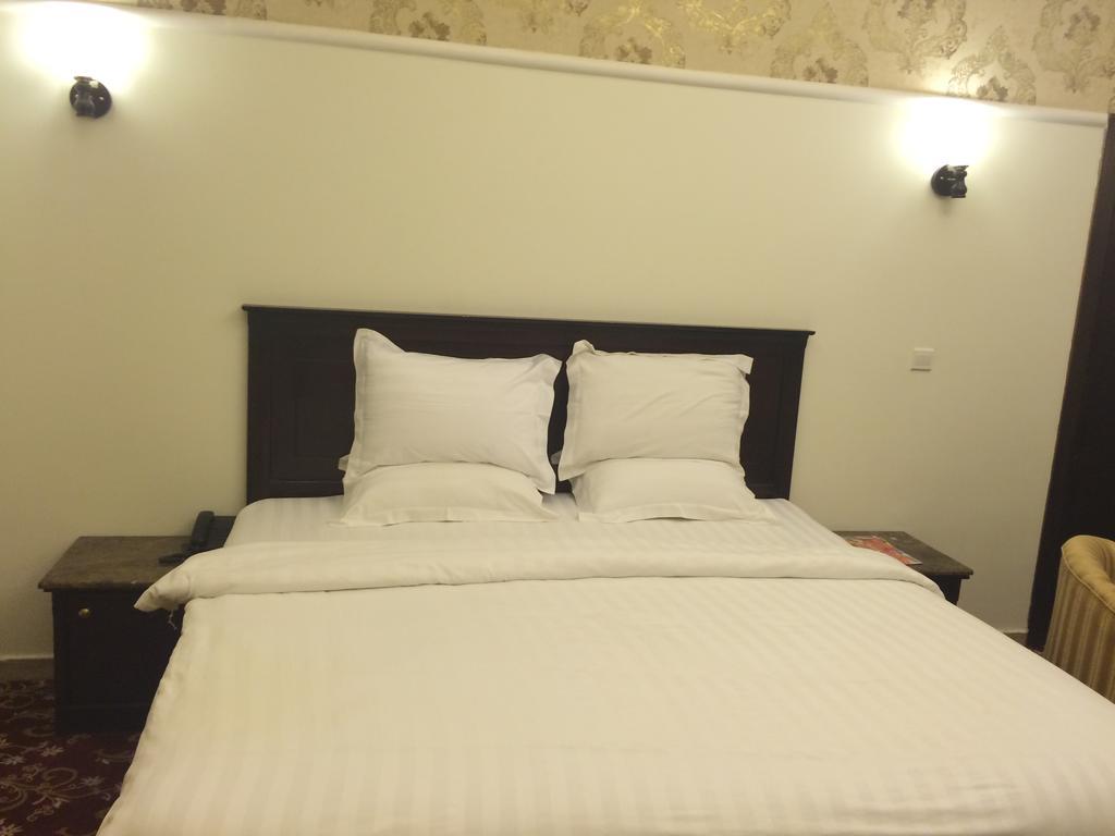 Al Denny Aparthotel Джидда Екстер'єр фото